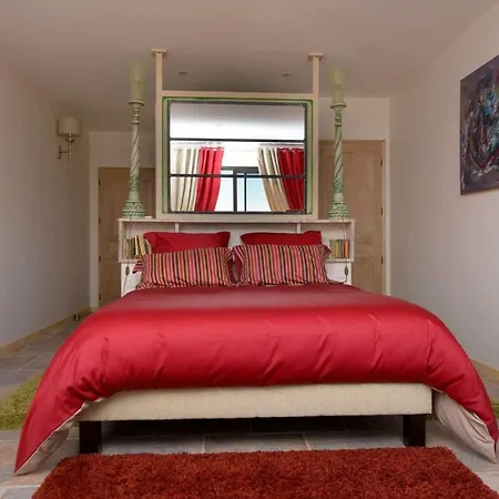 Couette-café Ferme En Rocache Maureville