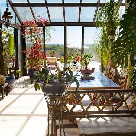Ferme En Rocache فندق مبيت وإفطار *