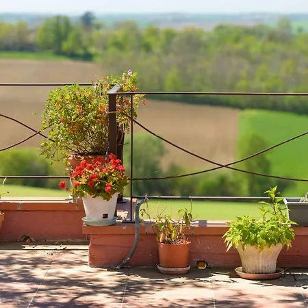 Ferme En Rocache فندق مبيت وإفطار *
