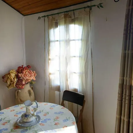 Ferme En Rocache فندق مبيت وإفطار